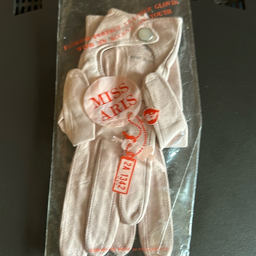 MISS ARIS Vintage Pink Leather Gloves Size XS